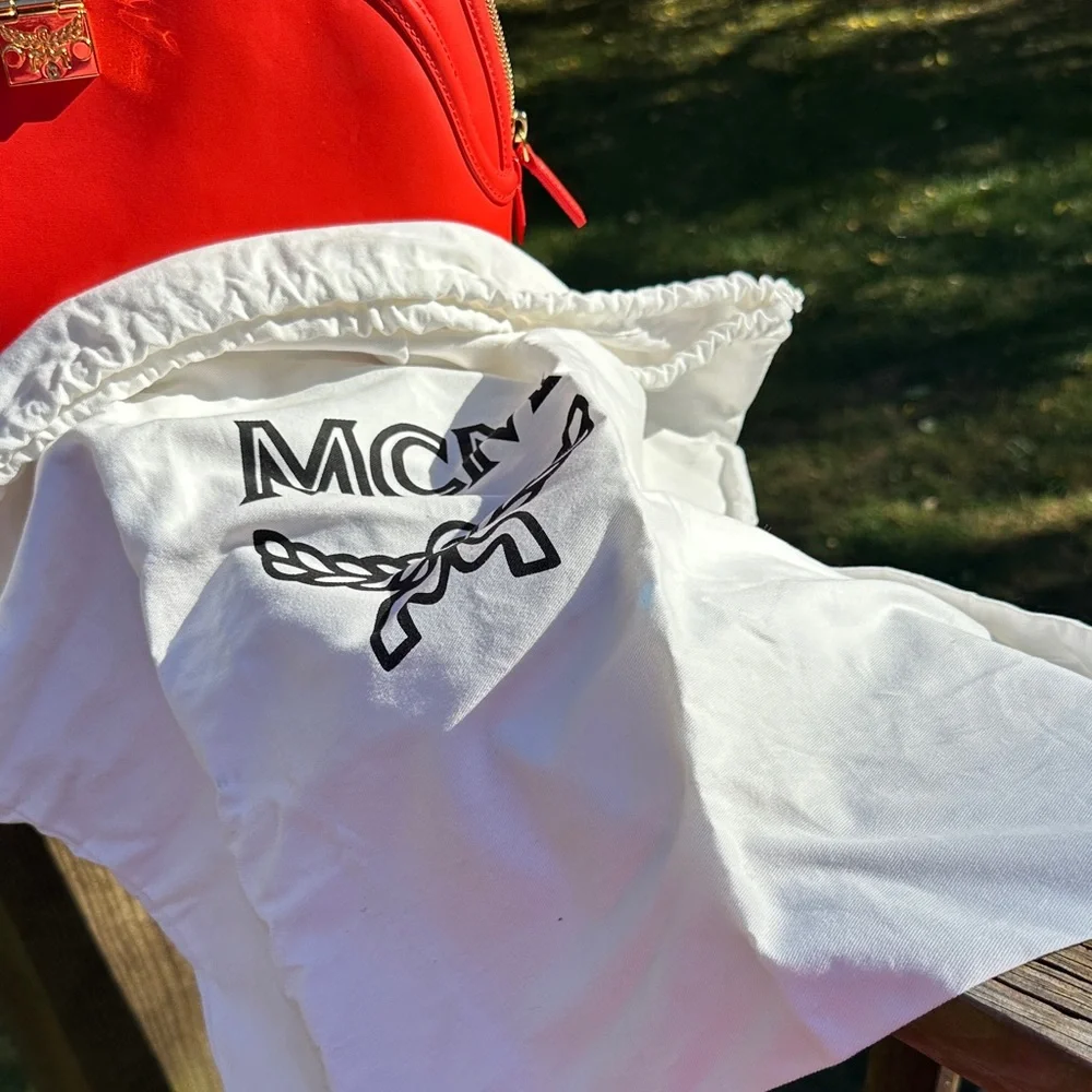 MCM Anna Large Red/Orange NWT Dome Crossbody Satchel COA Full Inclusion - Picture 6 of 12